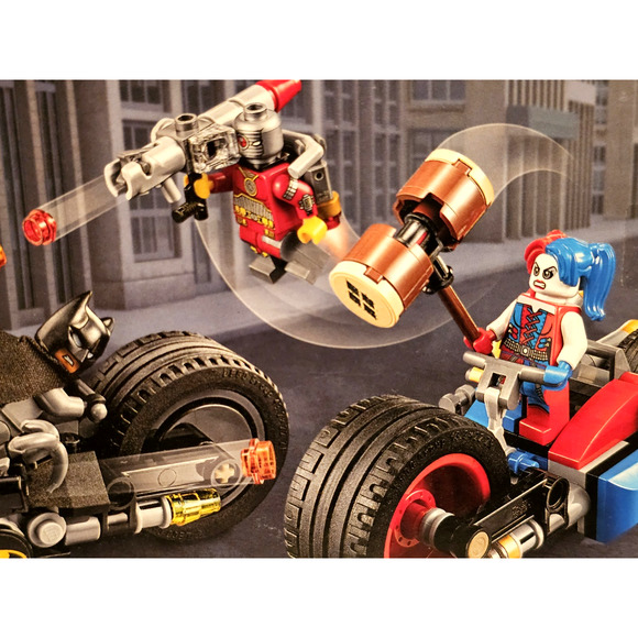 BATMAN GOTHAM CITY CYCLE CHASE Dc SuperHeroes LEGO Set #76053 NEW Sealed RETIRED - Picture 9 of 14